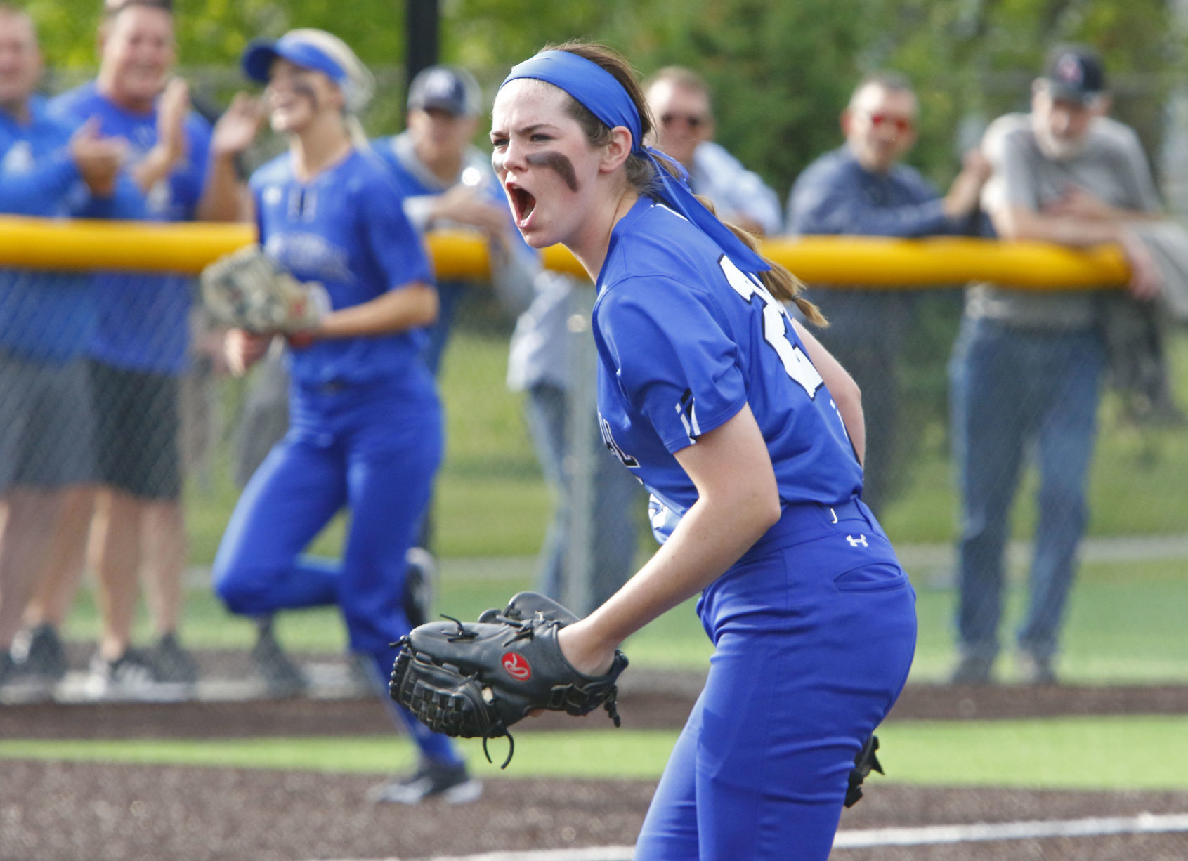 4A softball sectional final: Crown Point vs. Lake Central
